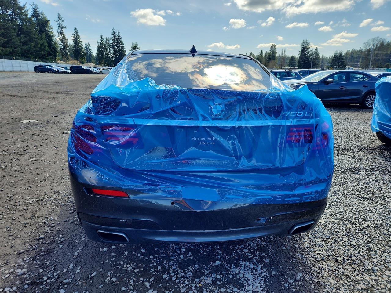 2013 BMW 750 Li - zdjęcie 6