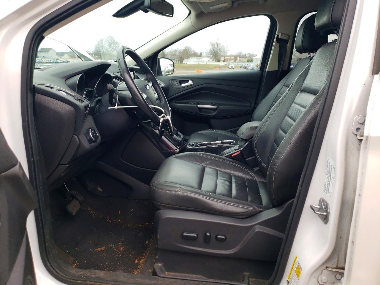 2014 Ford Escape Titanium - zdjęcie 7