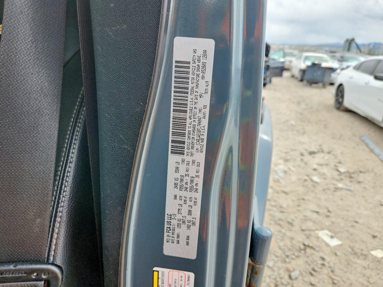 2015 Jeep Wrangler Unlimited Sahara - zdjęcie 12