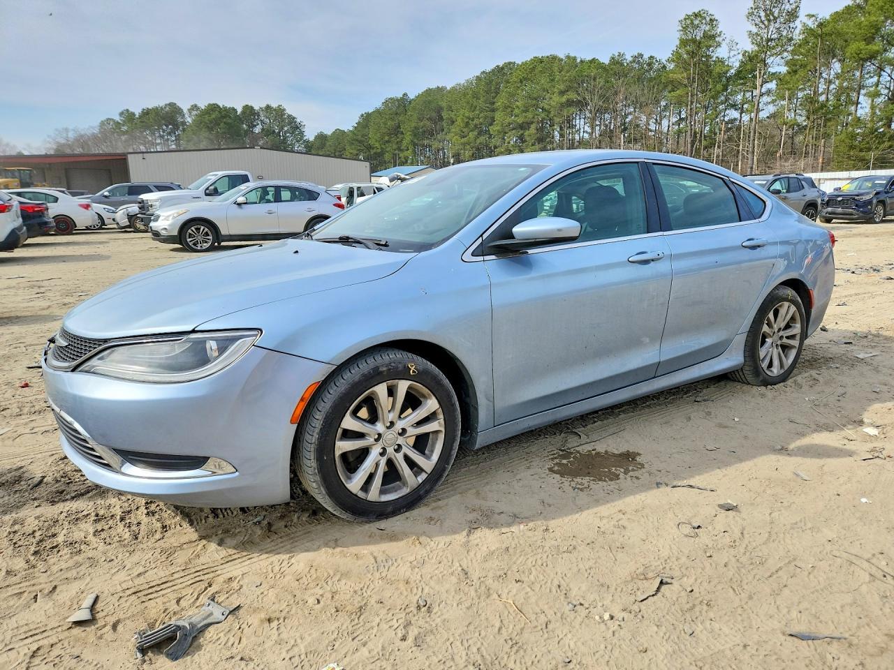 2015 Chrysler 200 Limited - zdjęcie główne