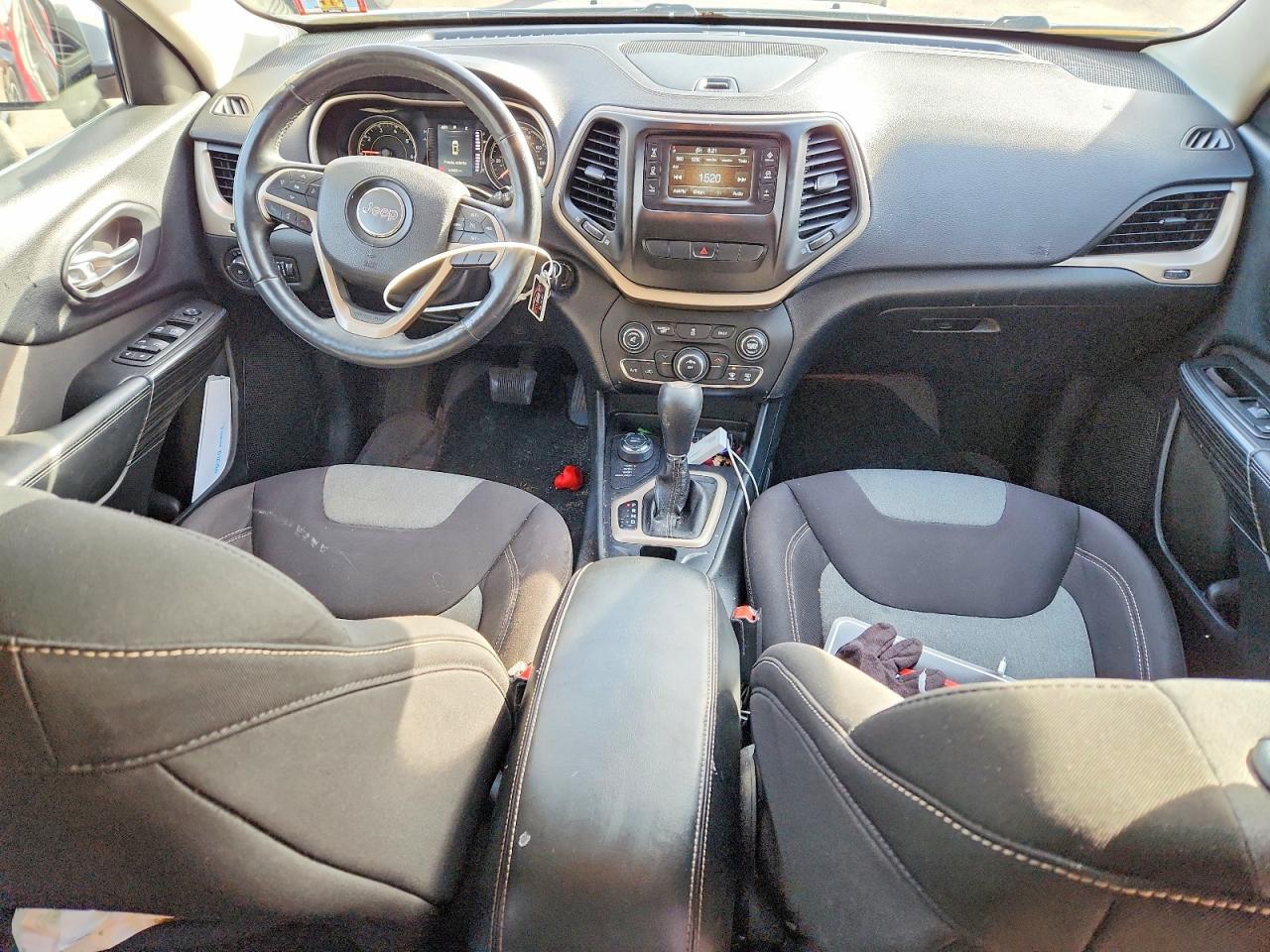 2014 Jeep Cherokee Latitude - zdjęcie 8