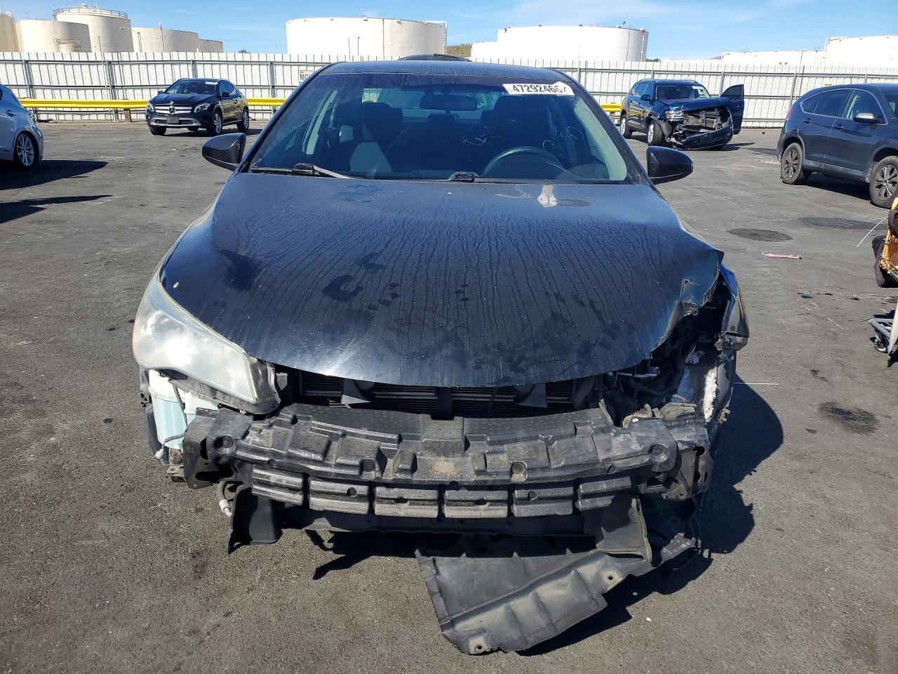 2016 Toyota Camry Hybrid Le - zdjęcie 5