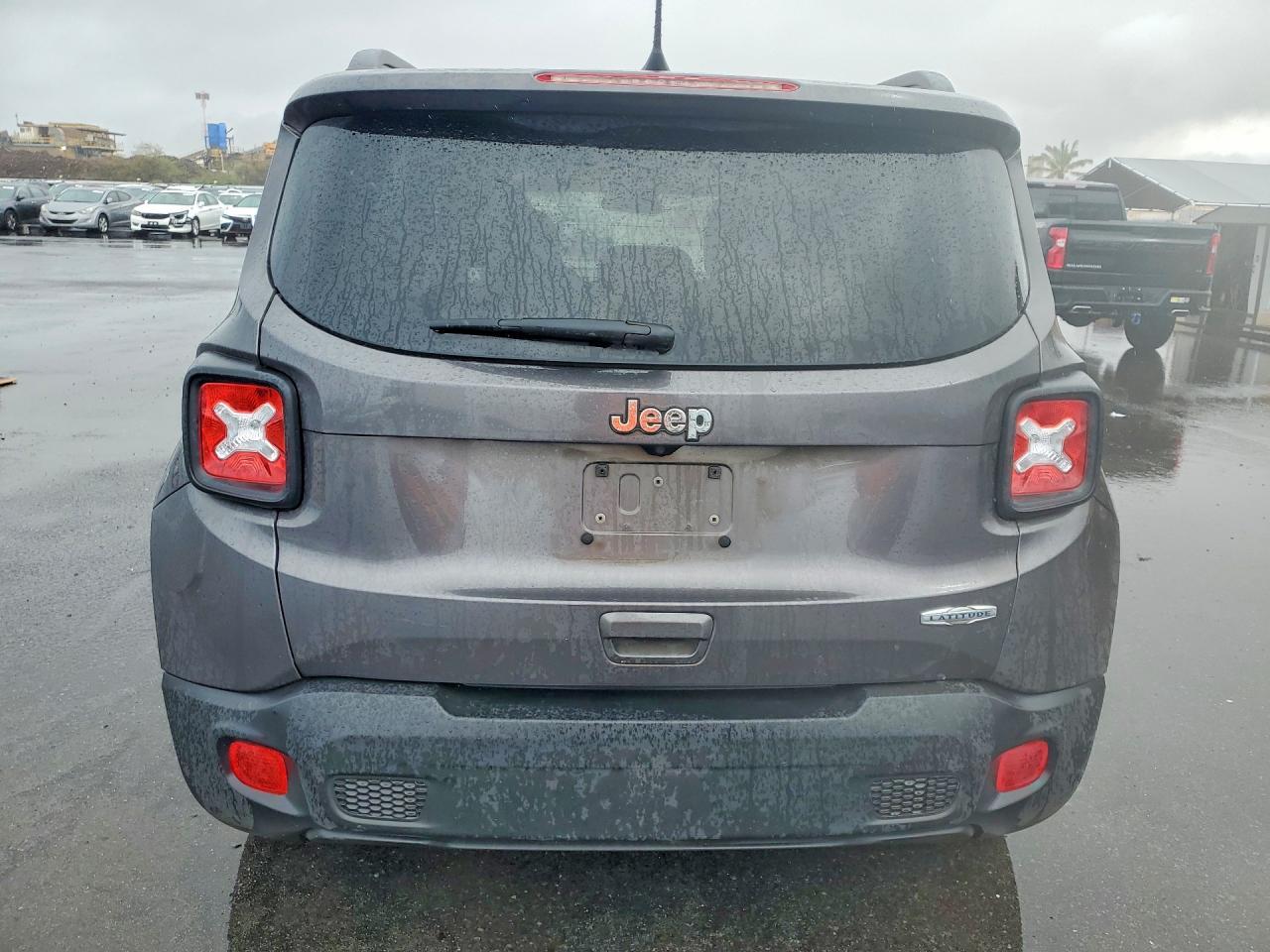 2019 Jeep Renegade Latitude - zdjęcie 6