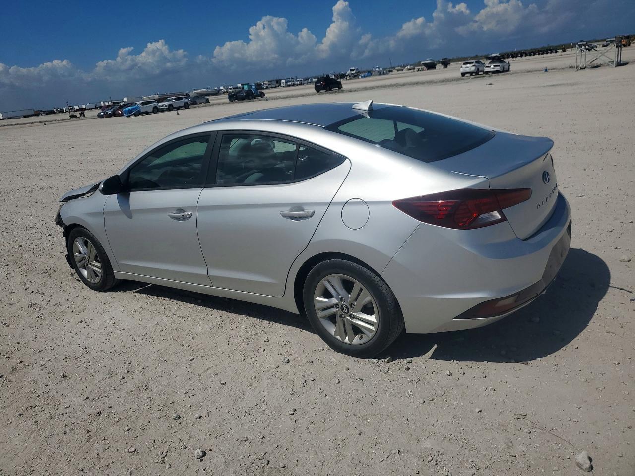 2019 Hyundai Elantra Value Edition - zdjęcie 2