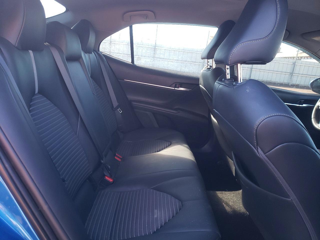 2018 Toyota Camry Se - zdjęcie 10