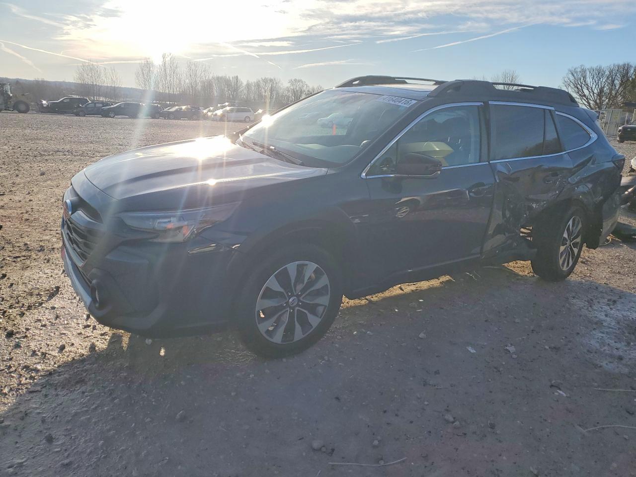2023 Subaru Outback Limited Xt - zdjęcie główne
