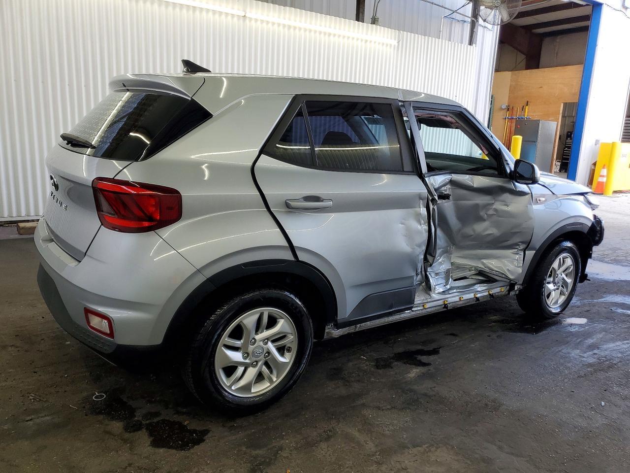 2022 Hyundai Venue Se - zdjęcie 3