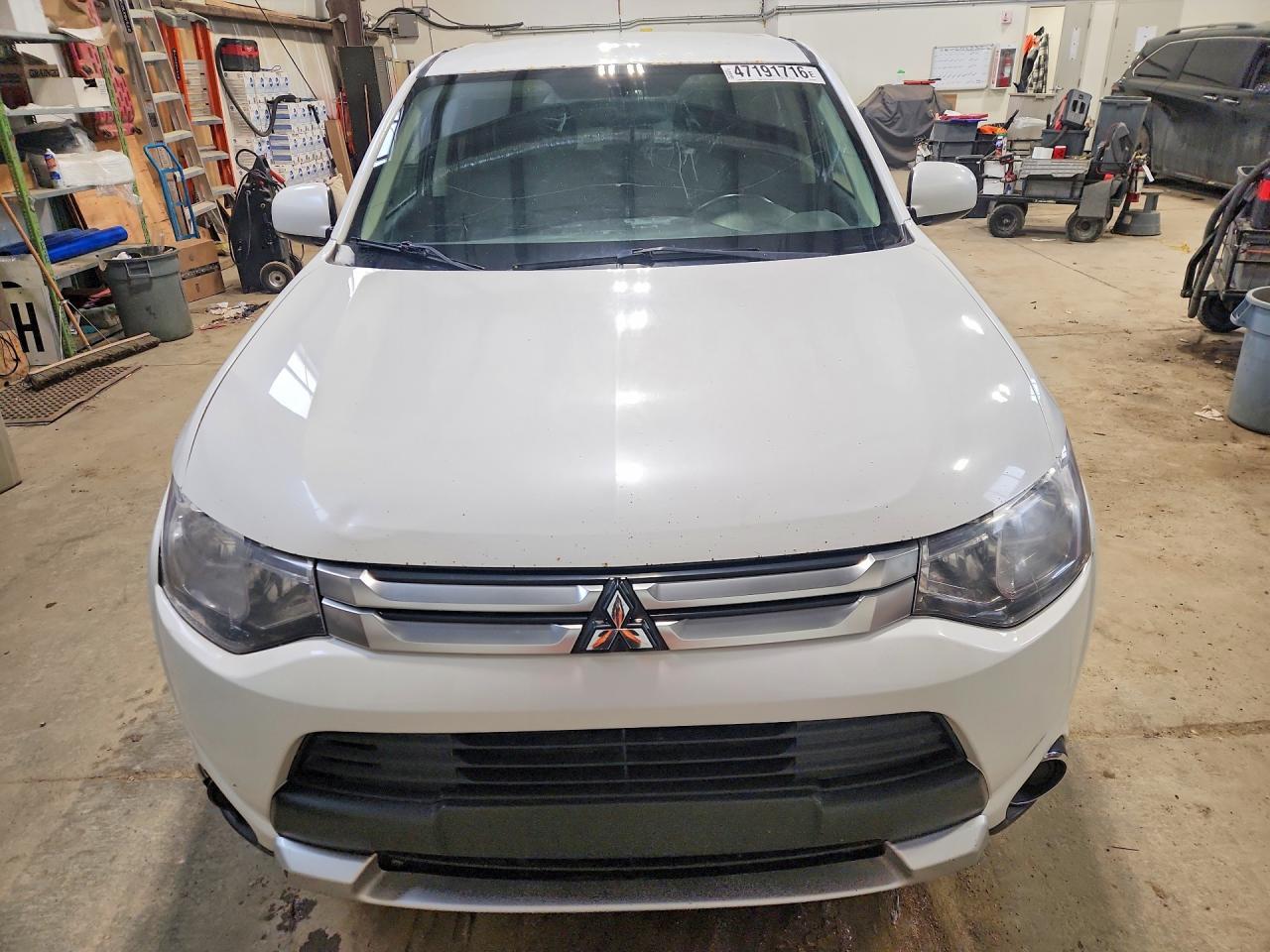 2015 Mitsubishi Outlander Es - zdjęcie 5