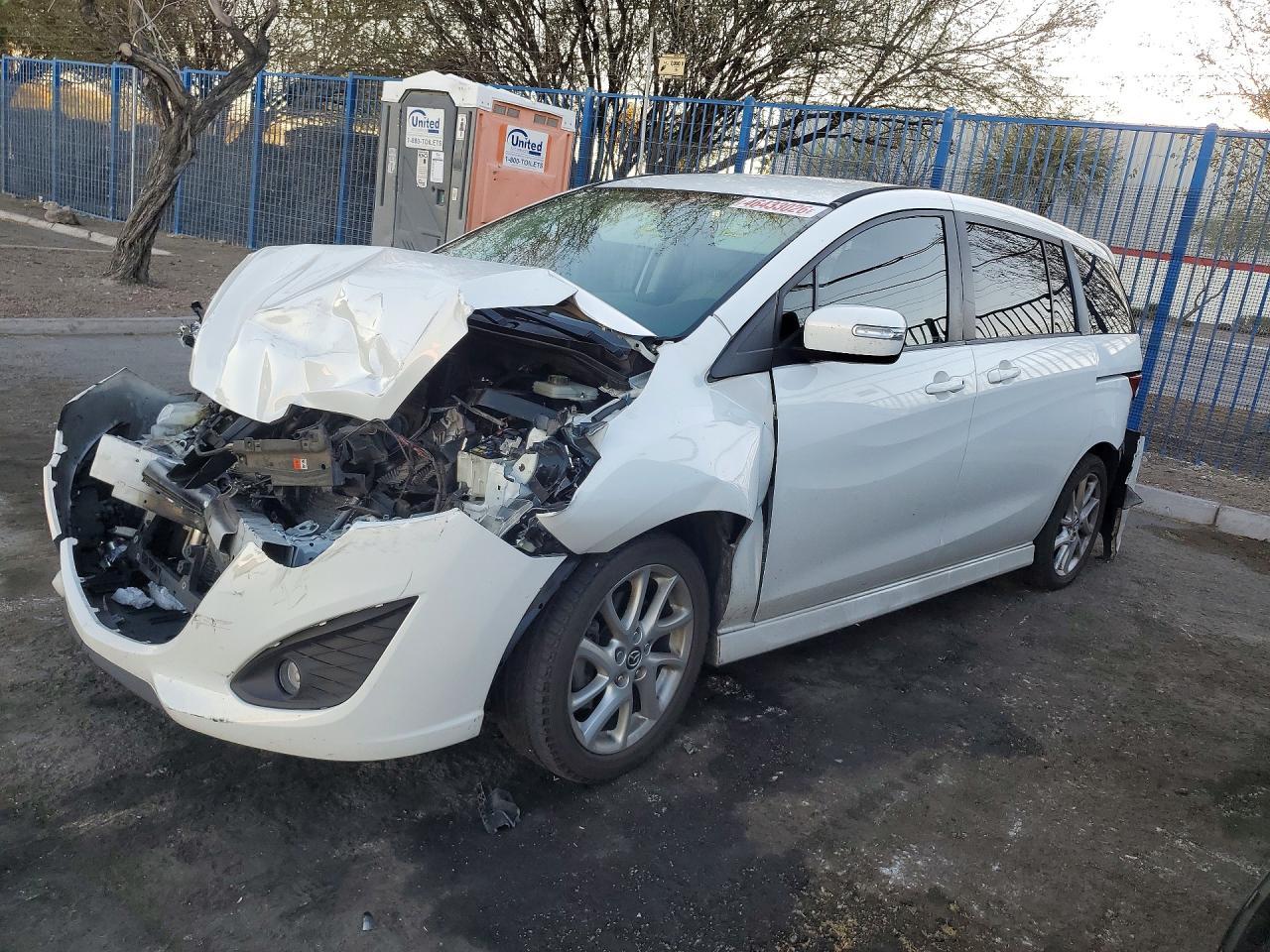 2014 Mazda 5 Touring - zdjęcie główne
