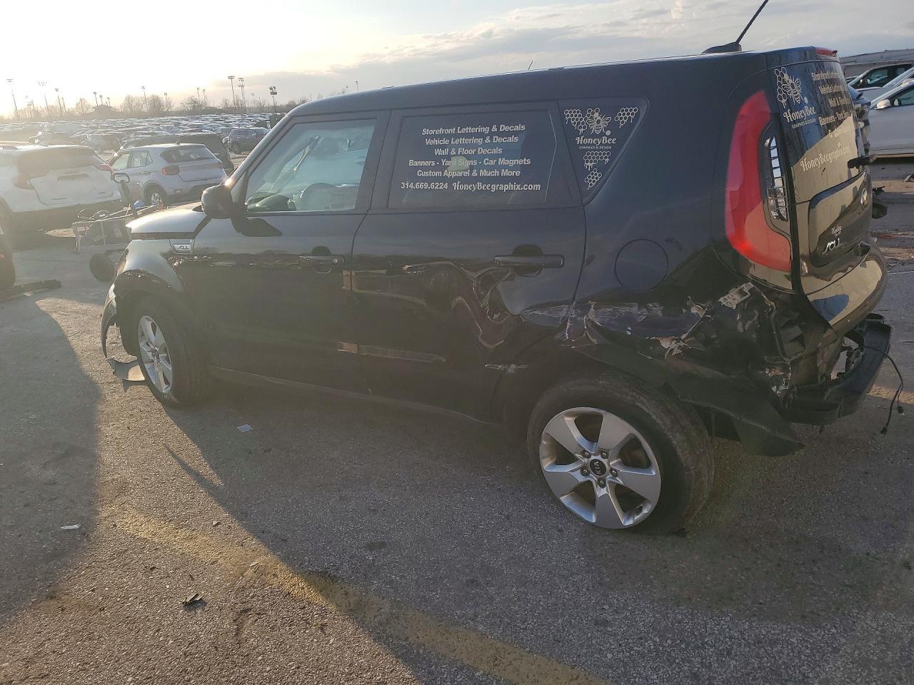 2017 Kia Soul Base - zdjęcie 2