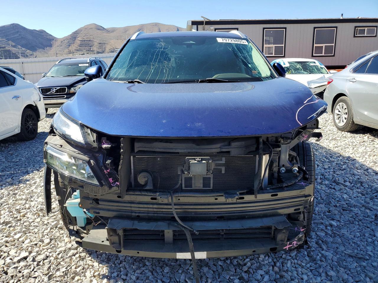 2021 Nissan Rogue Sv - zdjęcie 5