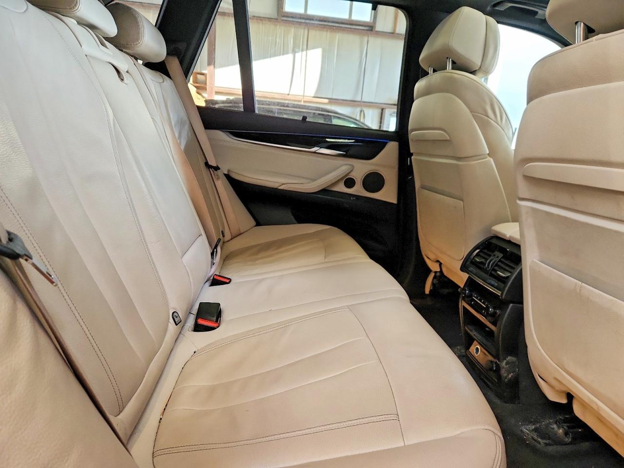 2015 BMW X5 xDrive35I - zdjęcie 11