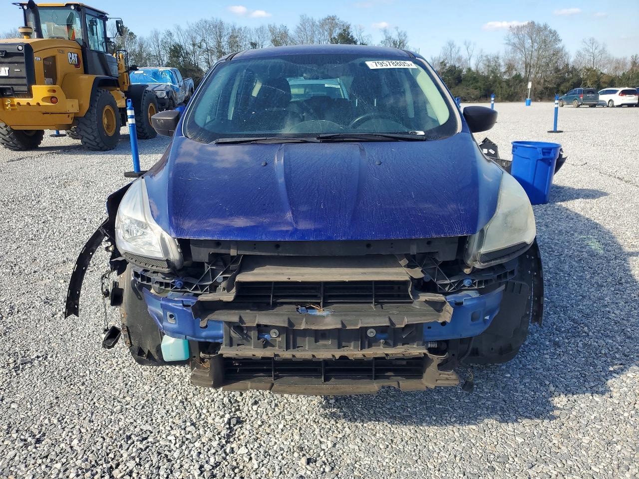 2014 Ford Escape S - zdjęcie 5