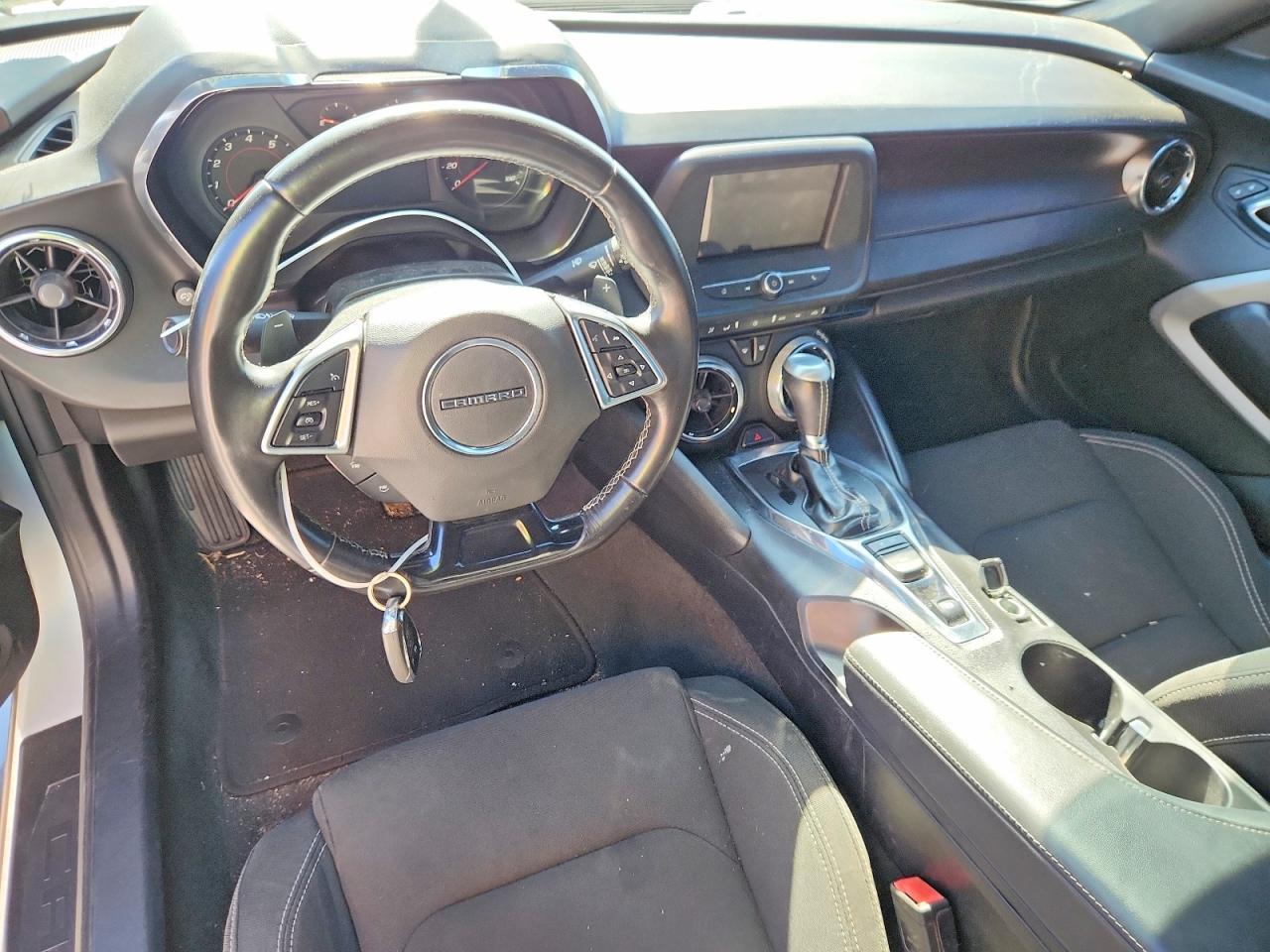 2019 Chevrolet Camaro Ls - zdjęcie 8