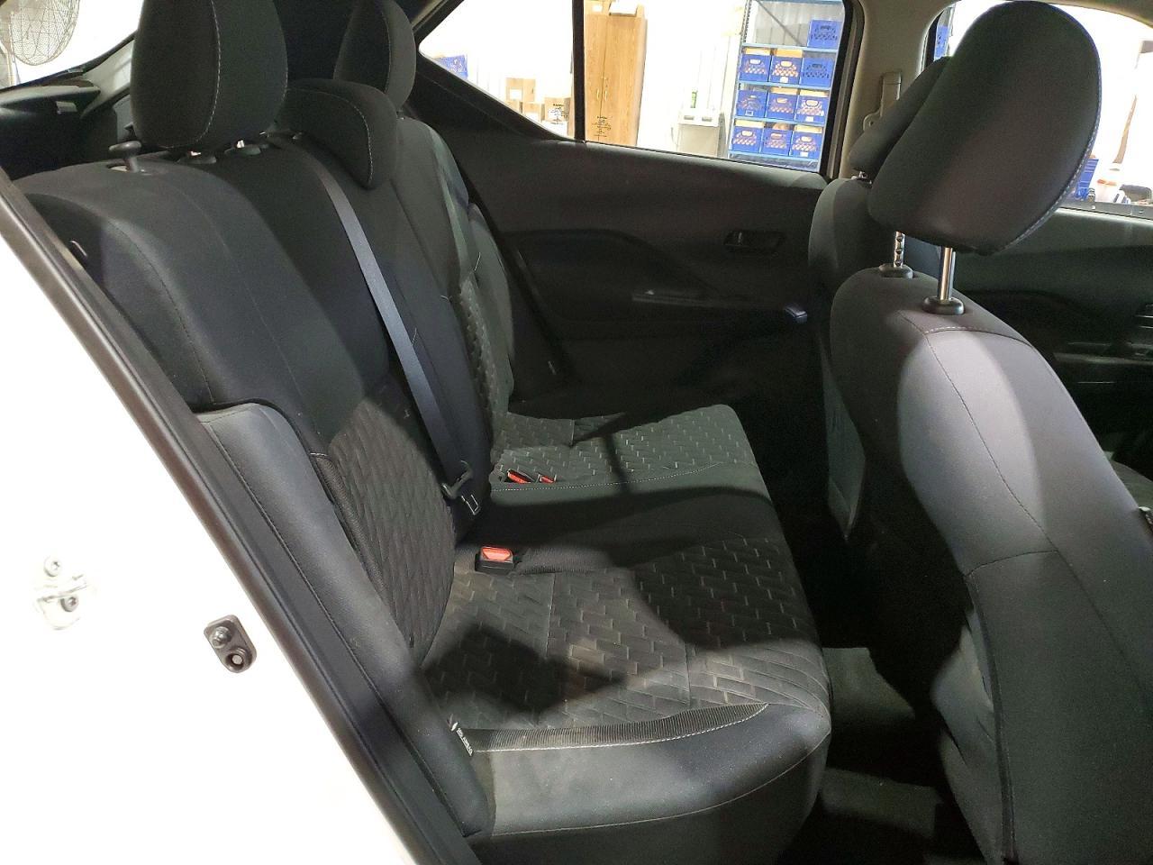 2021 Nissan Kicks S - zdjęcie 10