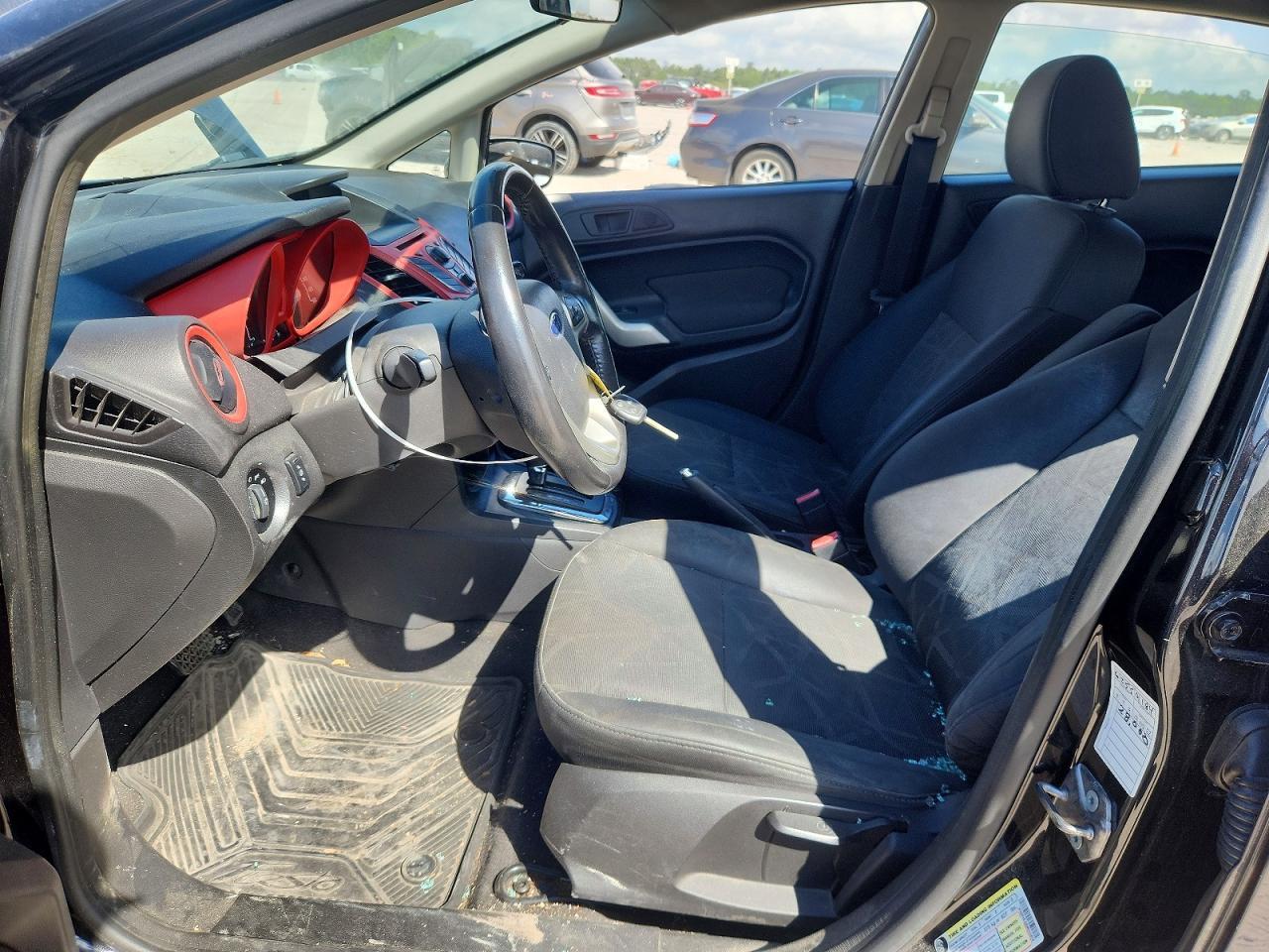 2013 Ford Fiesta Se - zdjęcie 7