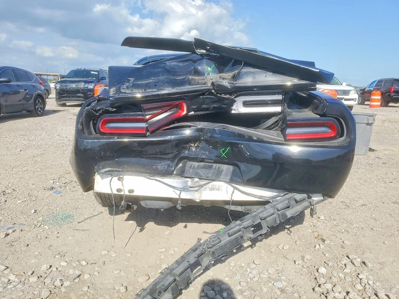 2021 Dodge Challenger Gt - zdjęcie 6