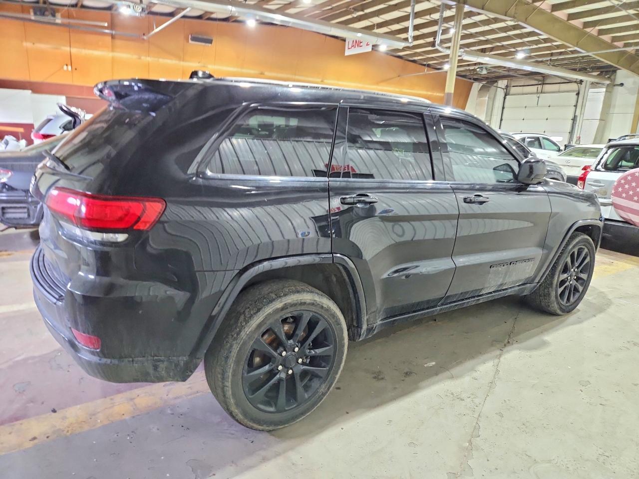 2019 Jeep Grand Cherokee Laredo - zdjęcie 3