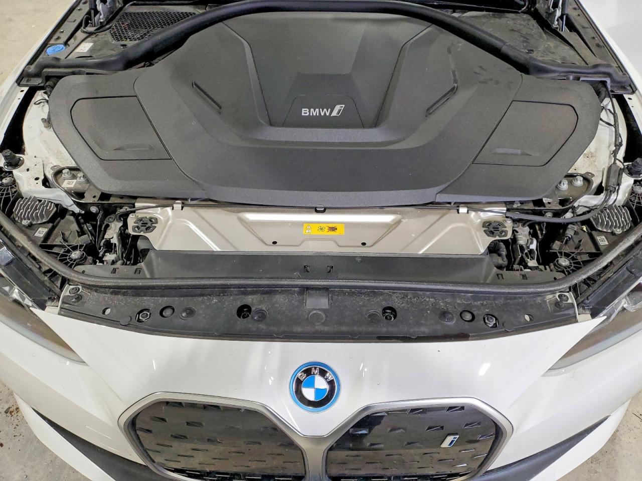 2024 BMW I4 xDrive 40 - zdjęcie 11