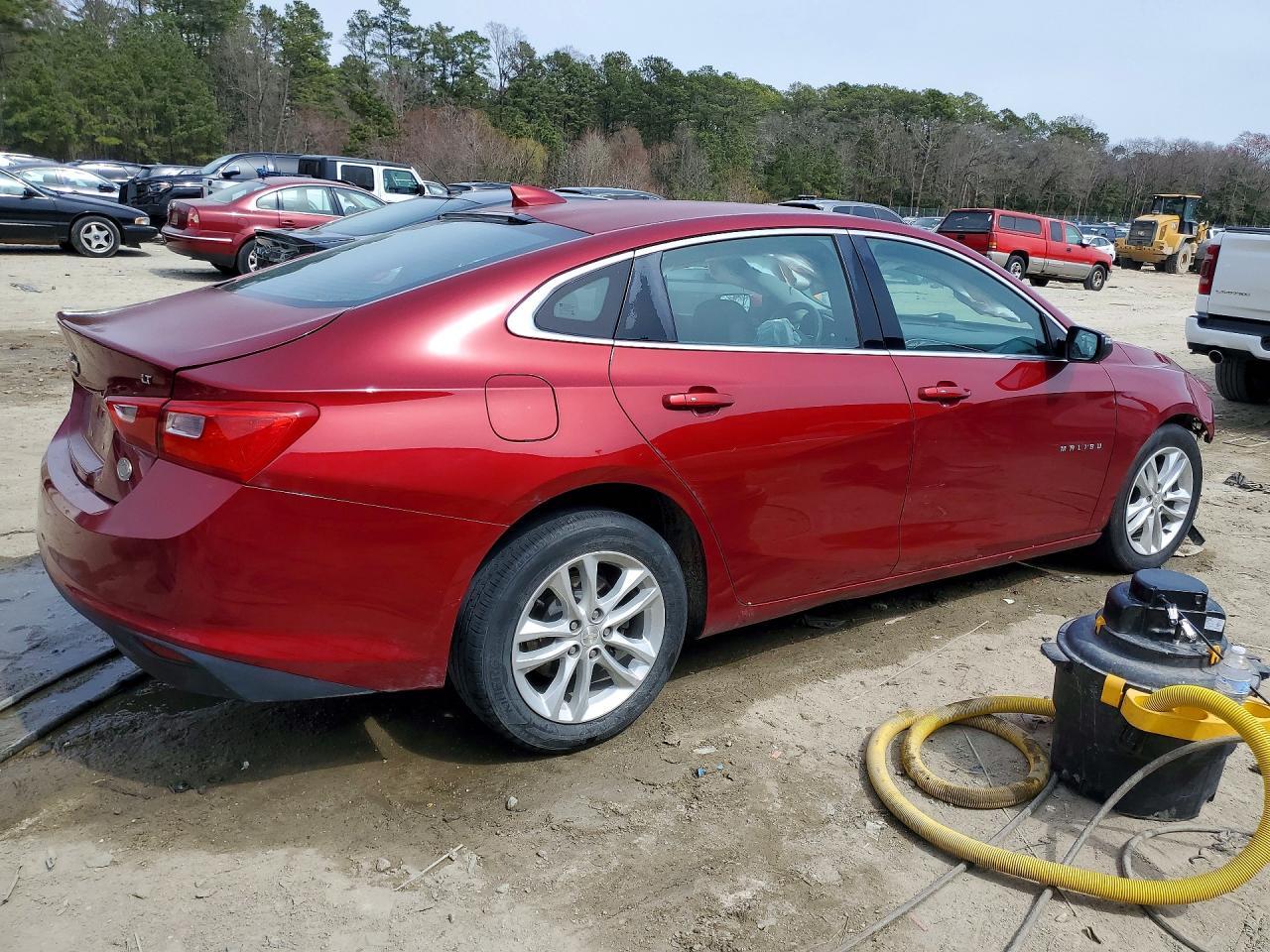 2017 Chev Malibu - zdjęcie 5