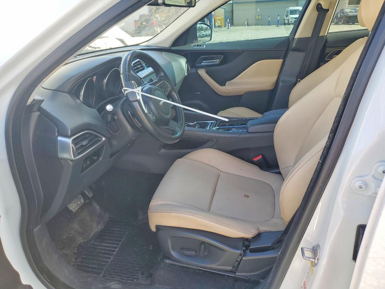 2018 Jaguar F-Pace Premium - zdjęcie 7