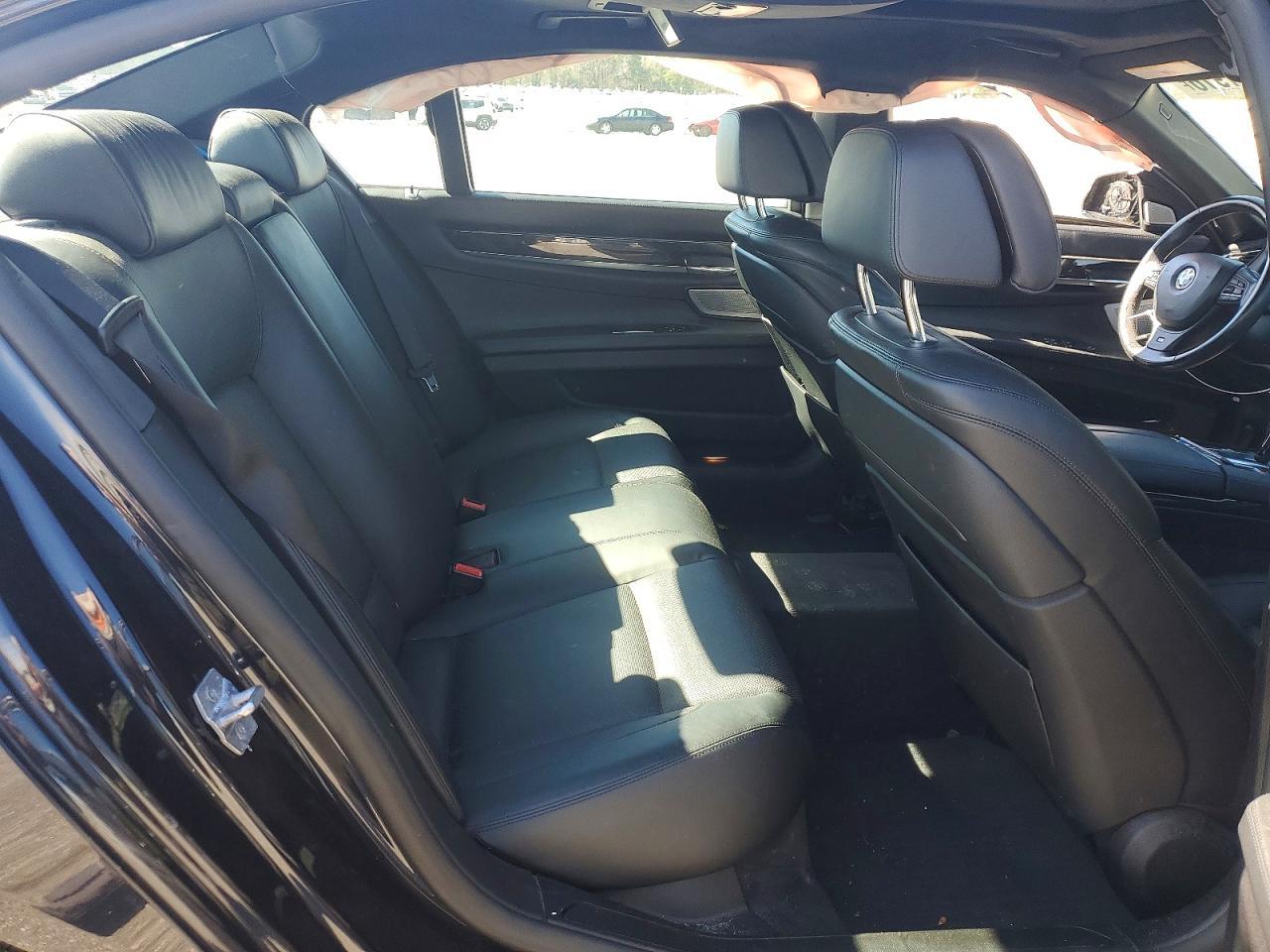 2014 BMW 750 Lxi - zdjęcie 10