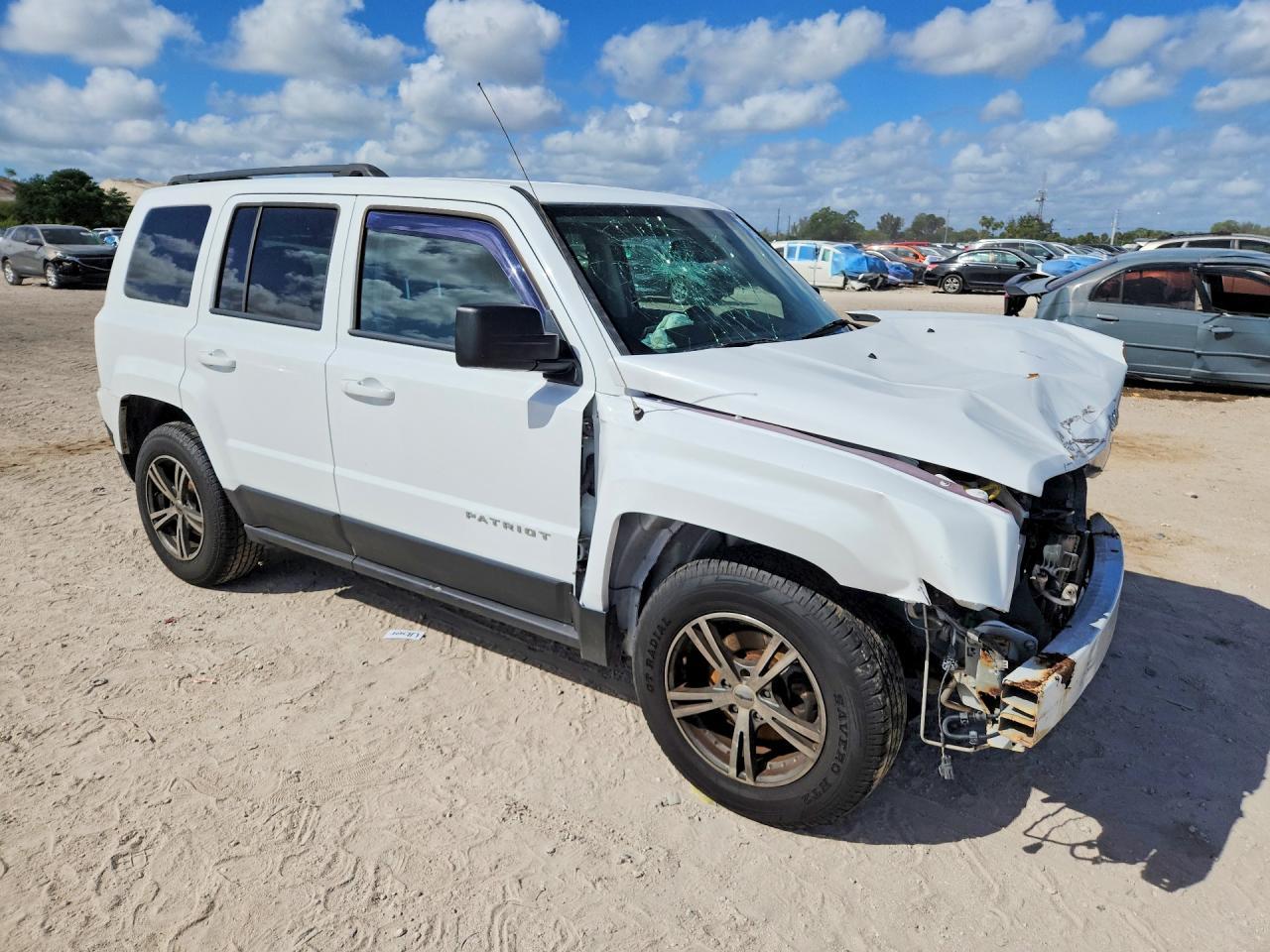 2017 Jeep Patriot - zdjęcie 4