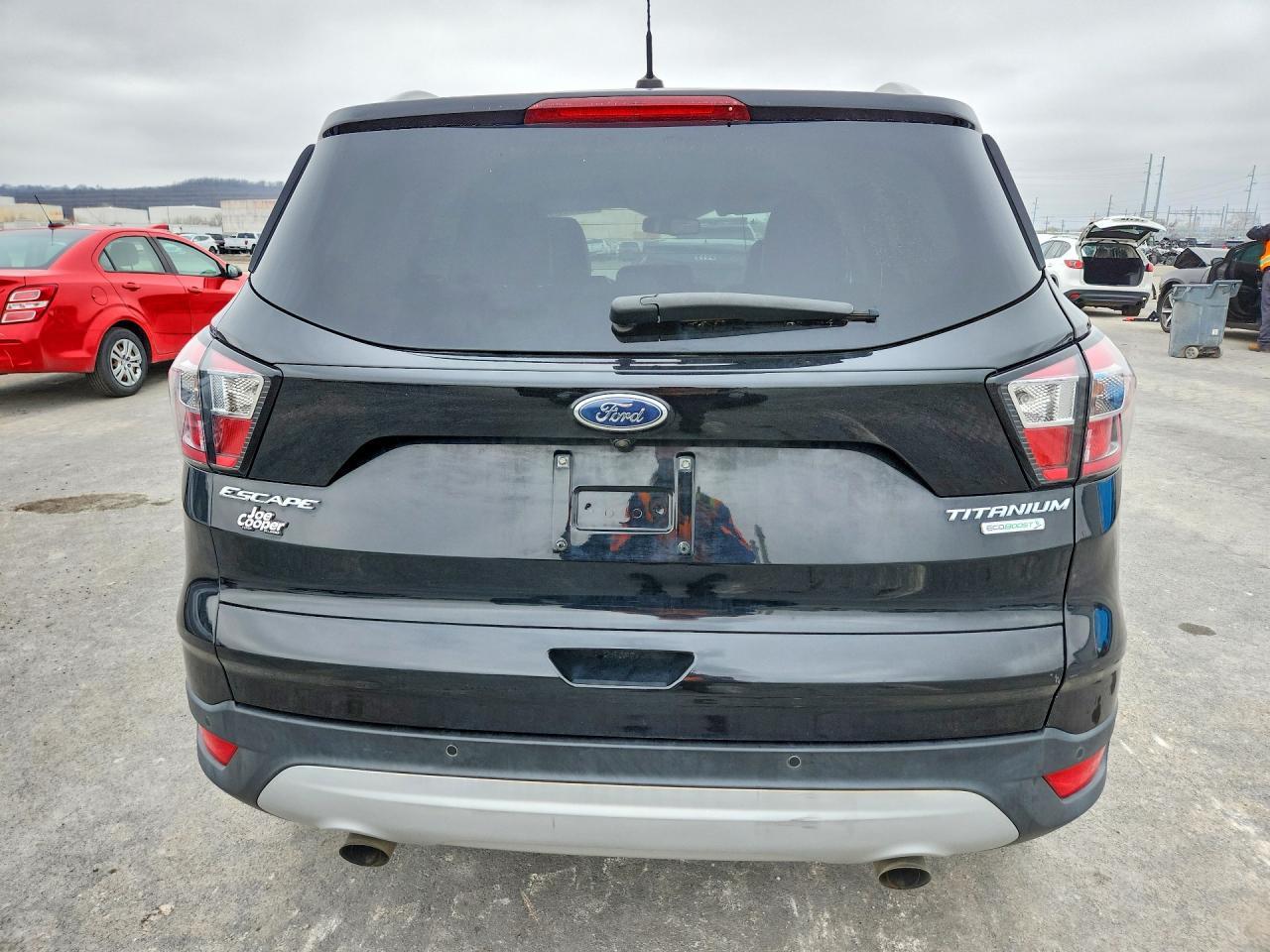 2017 Ford Escape Titanium - zdjęcie 6
