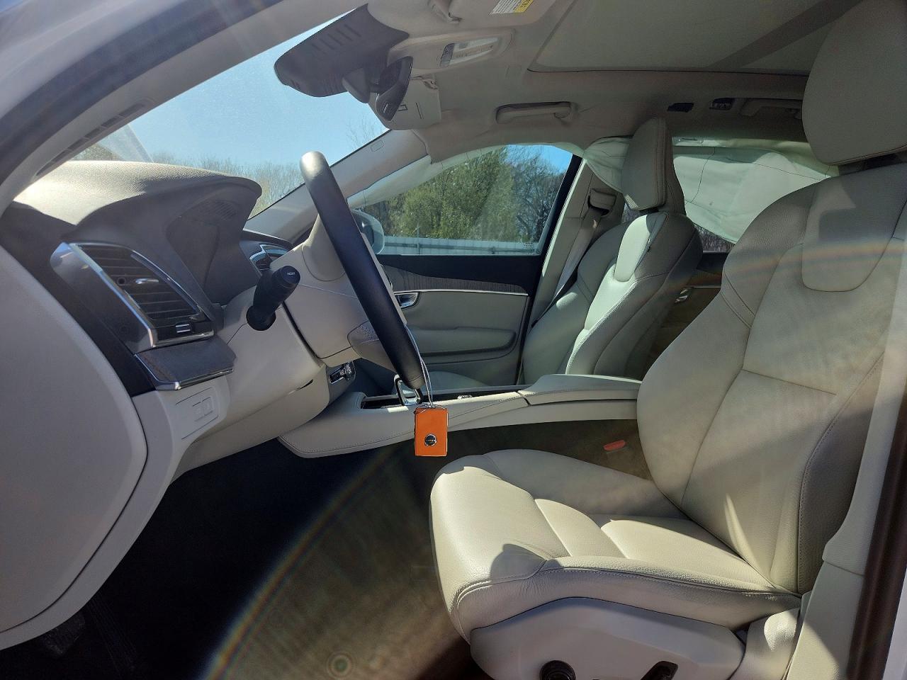 2025 Volvo Xc90 Plus - zdjęcie 7