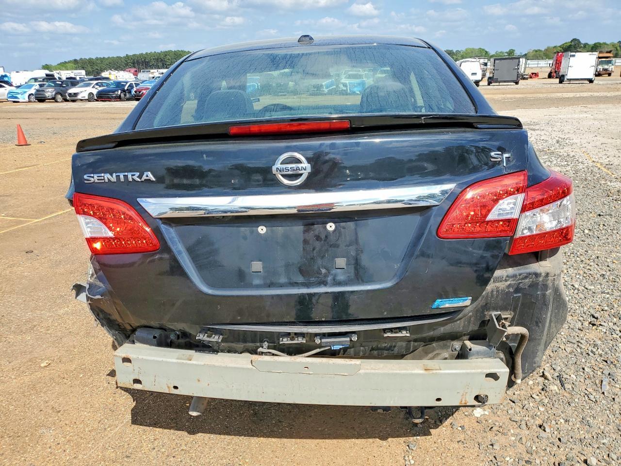 2013 Nissan Sentra S - zdjęcie 6