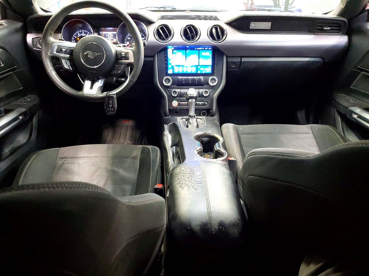 2015 Ford Mustang - zdjęcie 8