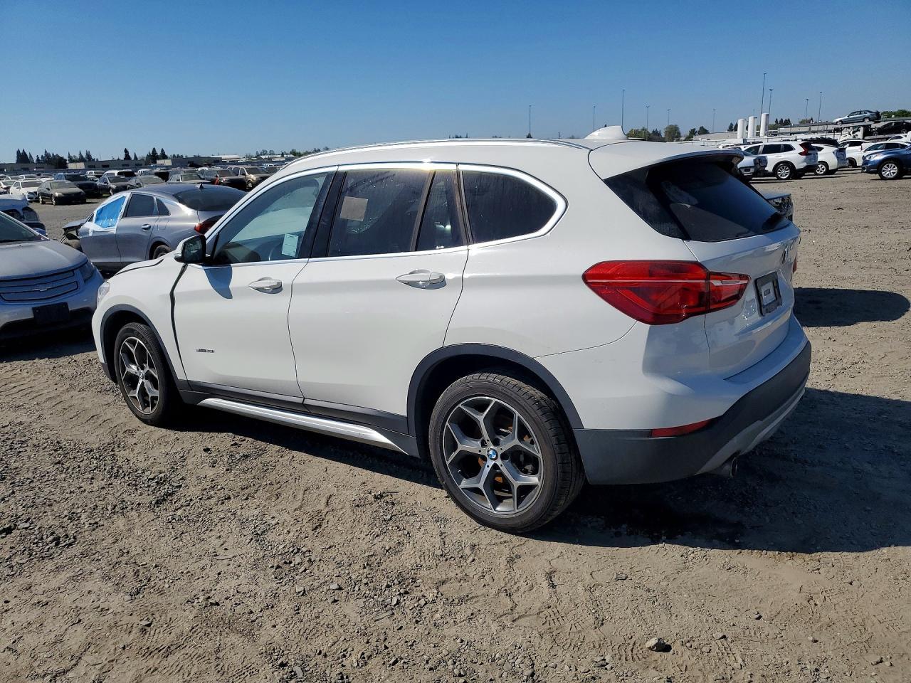 2018 BMW X1 Sdrive28I - zdjęcie 2
