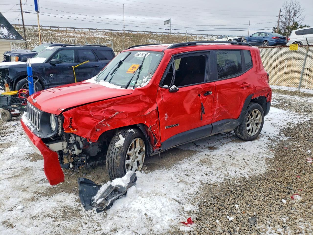2017 Jeep Renegade Latitude - zdjęcie główne
