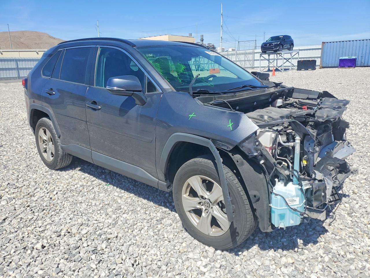2021 Toyota Rav4 Xle - zdjęcie 4