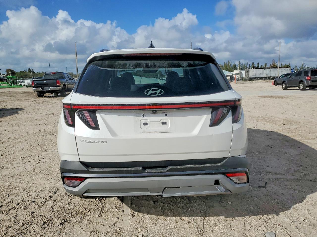 2025 Hyundai Tucson Sel Convenience - zdjęcie 6