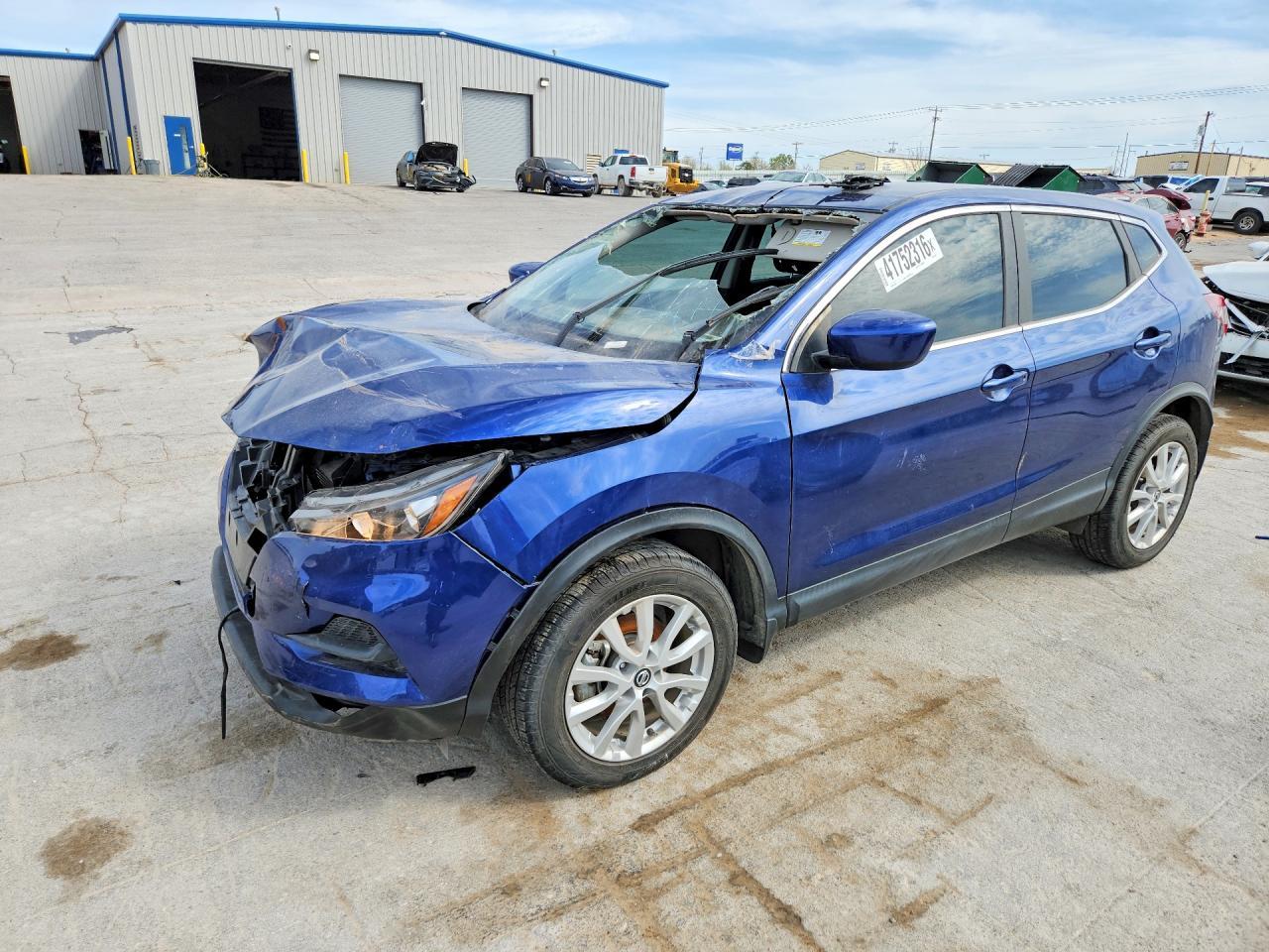 2022 Nissan Rogue Sport S - zdjęcie główne