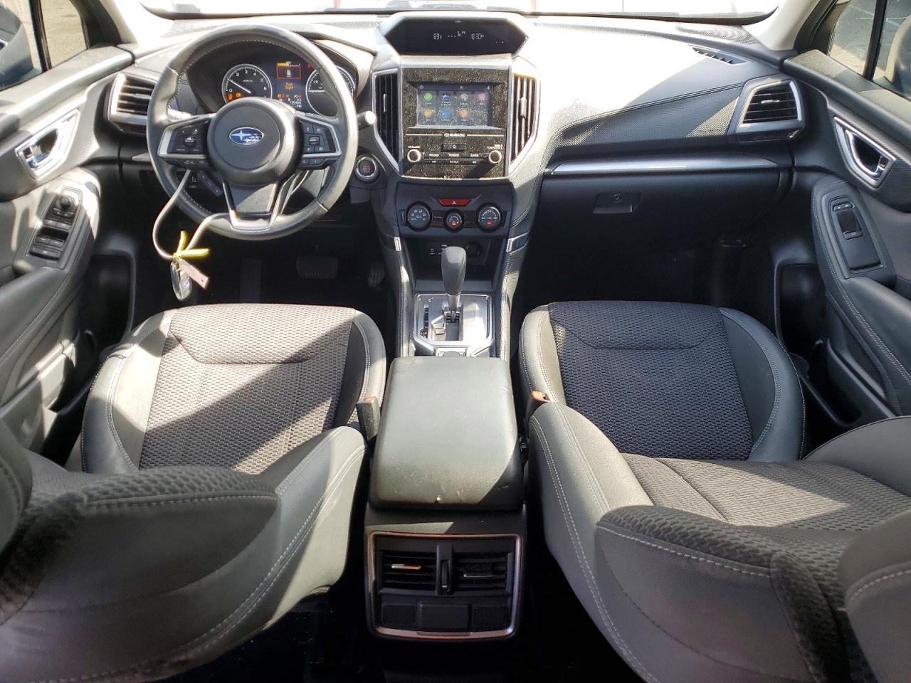 2024 Subaru Forester Premium - zdjęcie 8