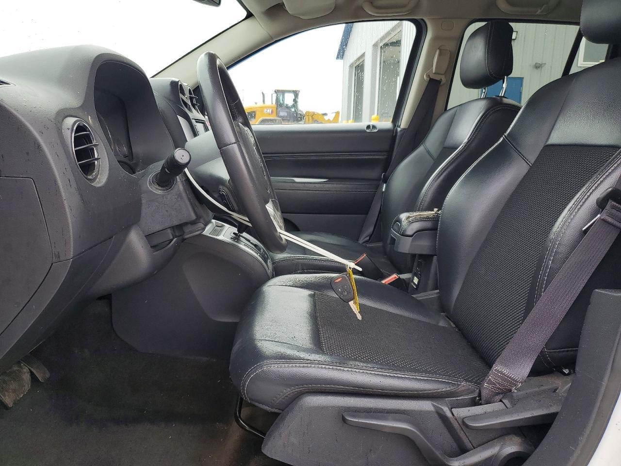 2017 Jeep Compass Latitude - zdjęcie 7