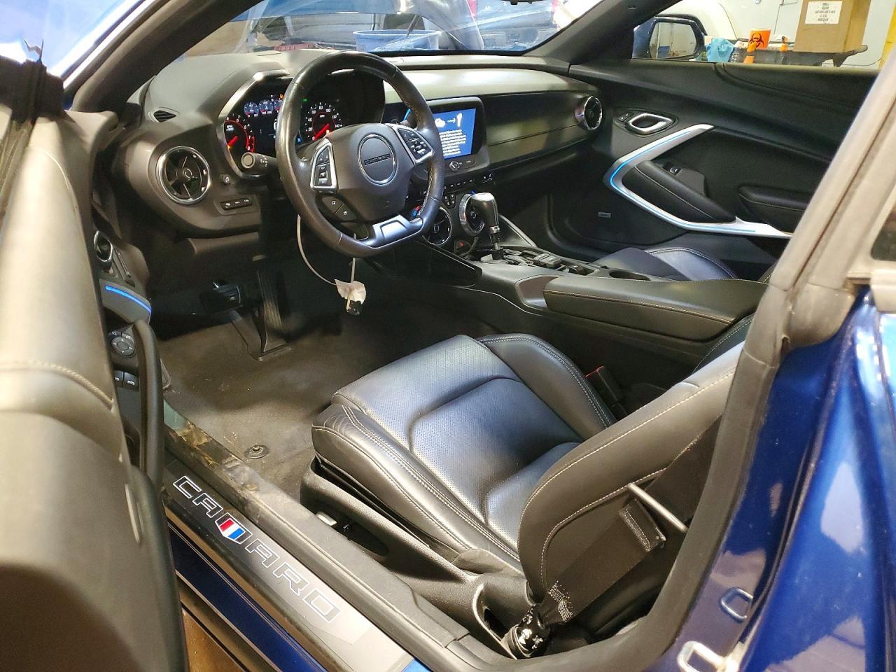 2021 Chevrolet Camaro Lt - zdjęcie 8
