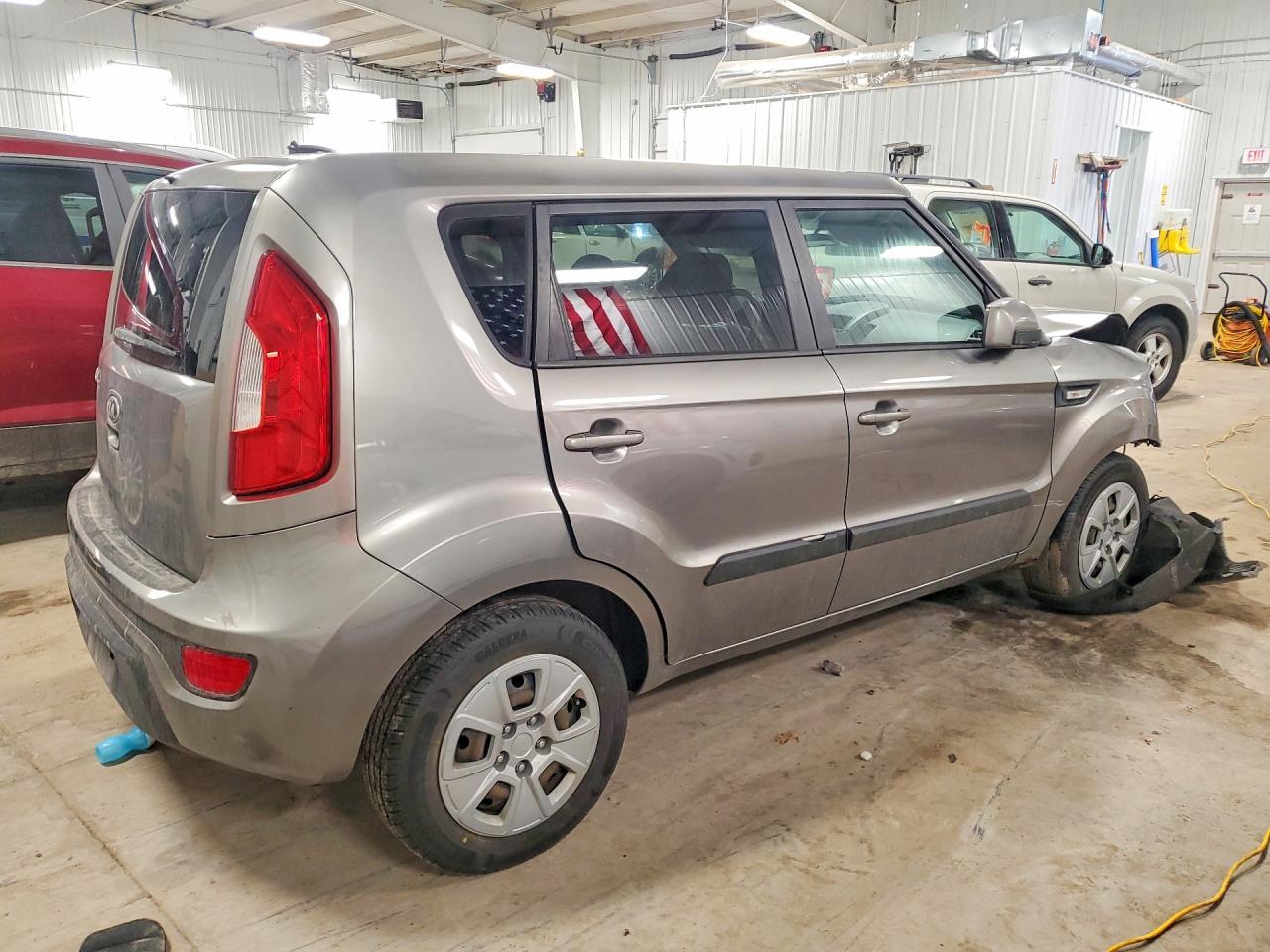 2013 Kia Soul Base - zdjęcie 3
