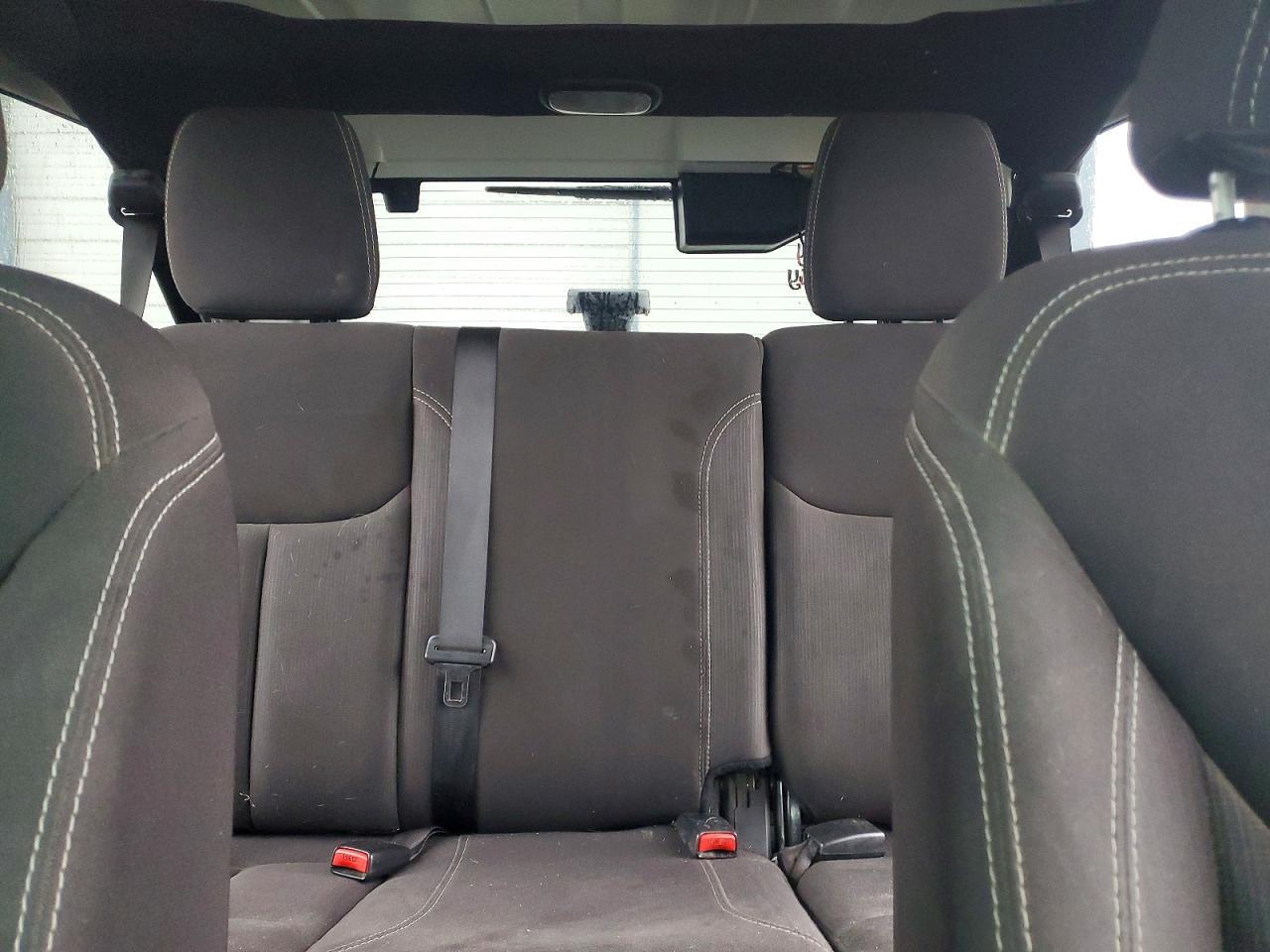 2017 Jeep Wrangler Unlimited Rubicon - zdjęcie 10