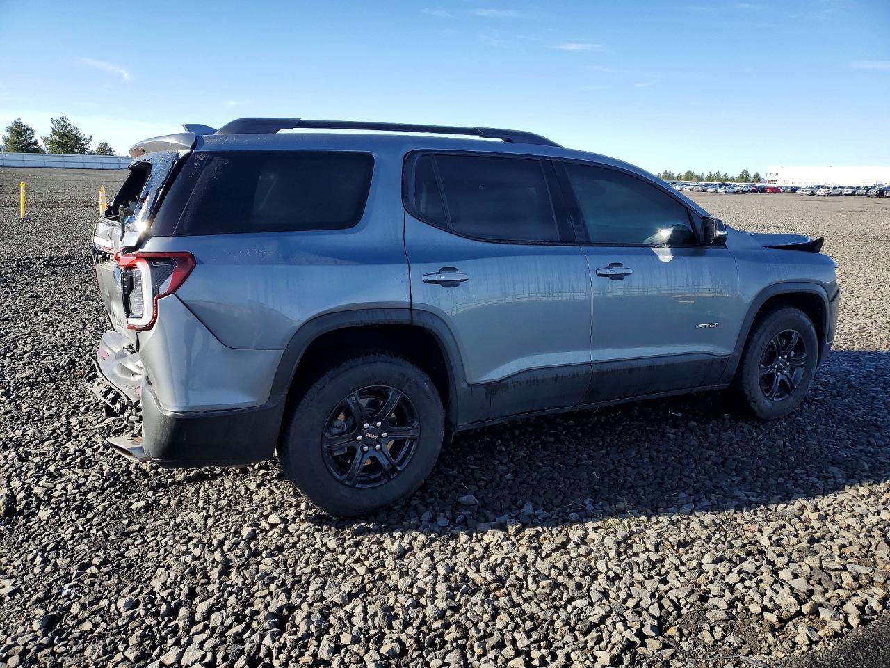 2021 GMC Acadia At4 - zdjęcie 3