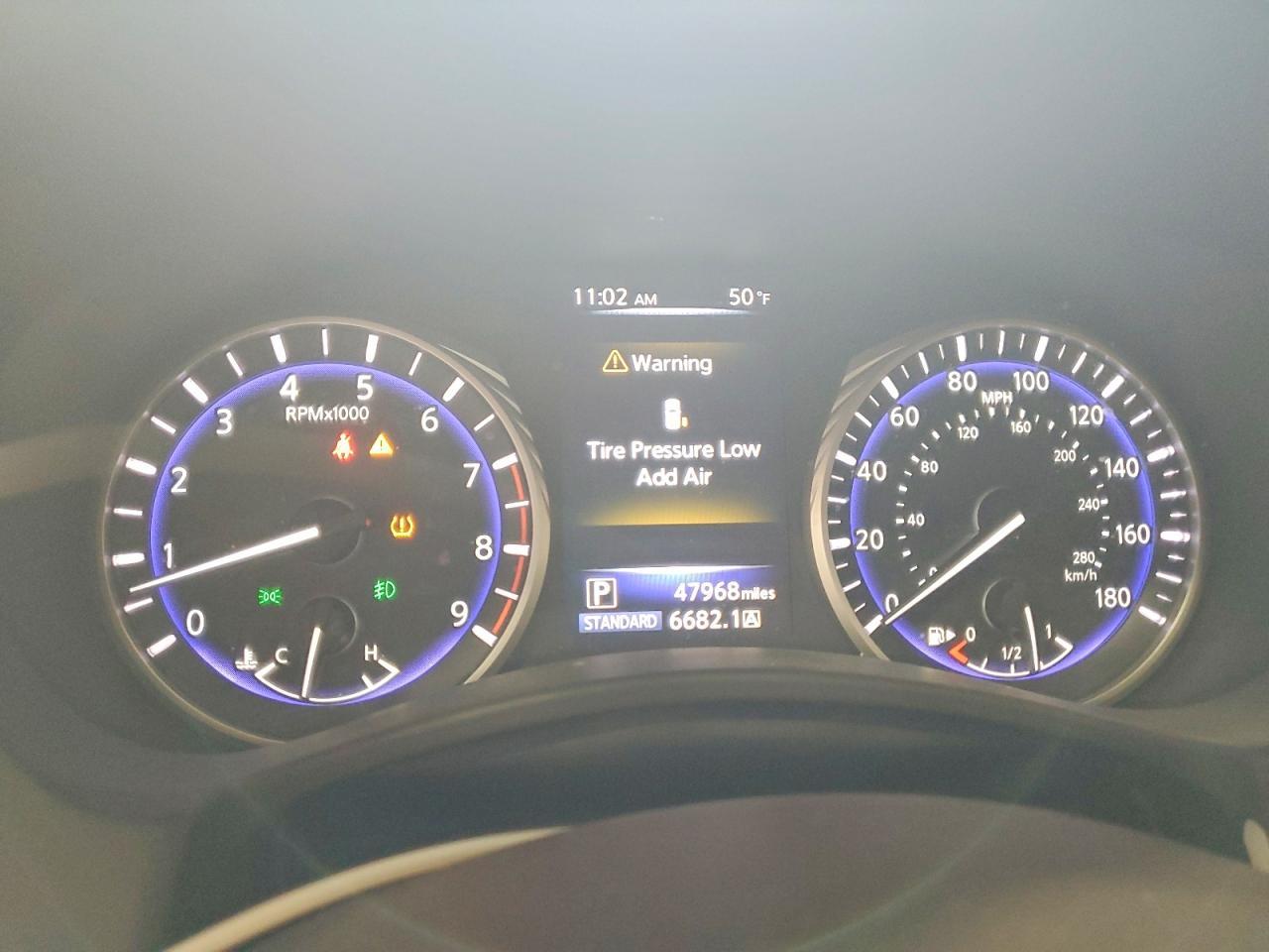 2018 Infiniti Q60 Red Sport 400 - zdjęcie 9