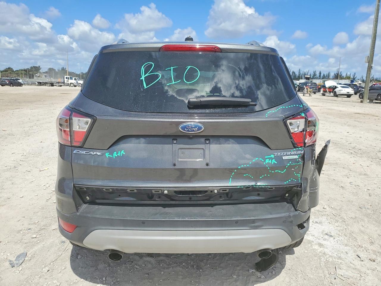 2017 Ford Escape Titanium - zdjęcie 6