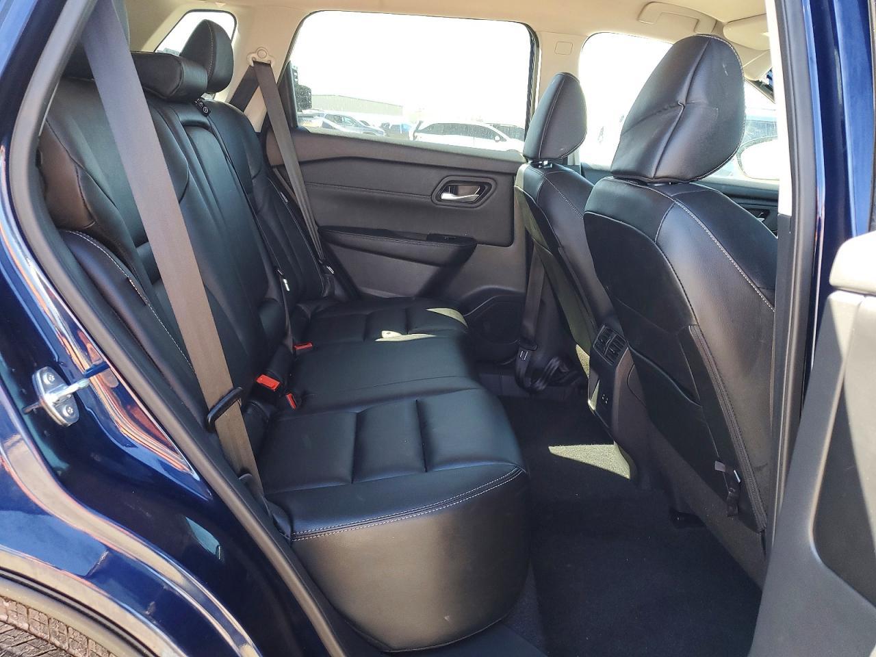 2026 Nissan Rogue Sl - zdjęcie 11