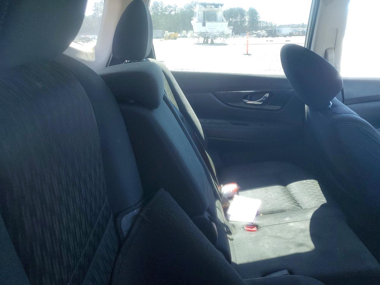 2019 Nissan Rogue Sv - zdjęcie 11