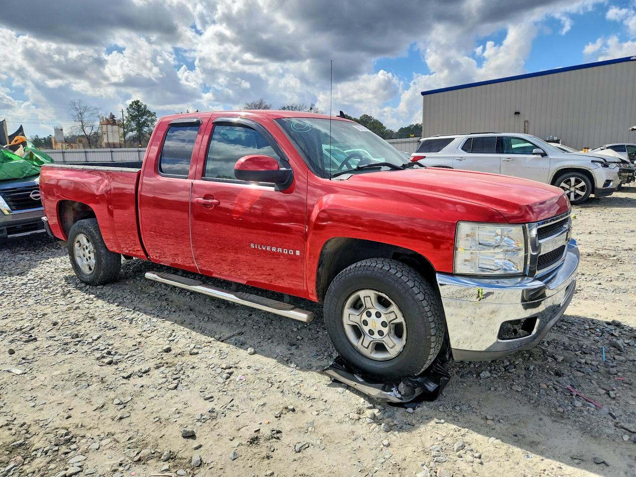 2025 Chevrolet Silverado C1500 - zdjęcie 4