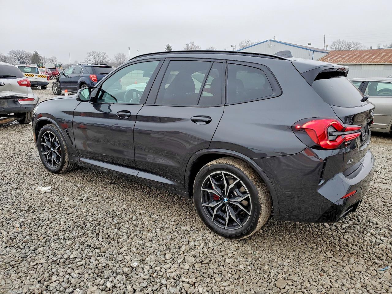 2024 BMW X3 M40I - zdjęcie 2