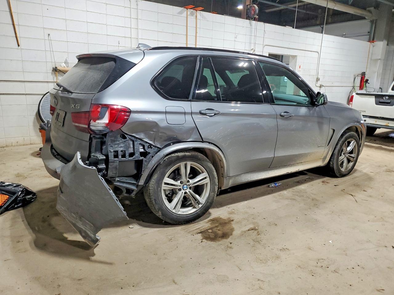2015 BMW X5 xDrive35I - zdjęcie 3