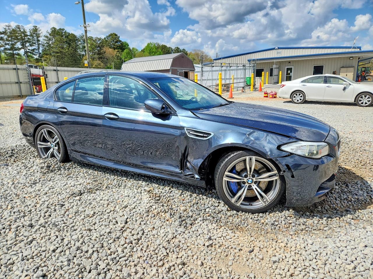 2013 BMW M5 - zdjęcie 4